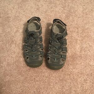 Khombu river sandals